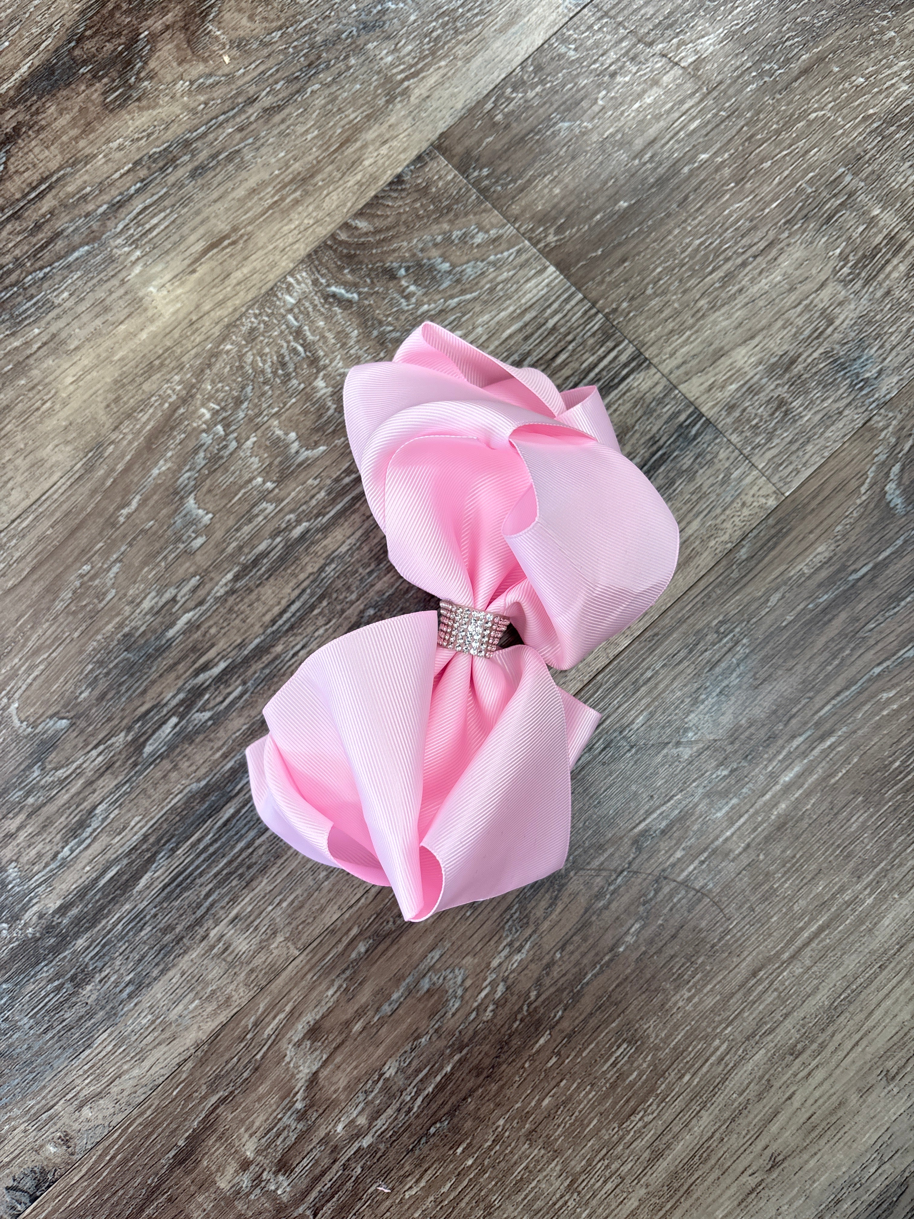 Light pink hair bow