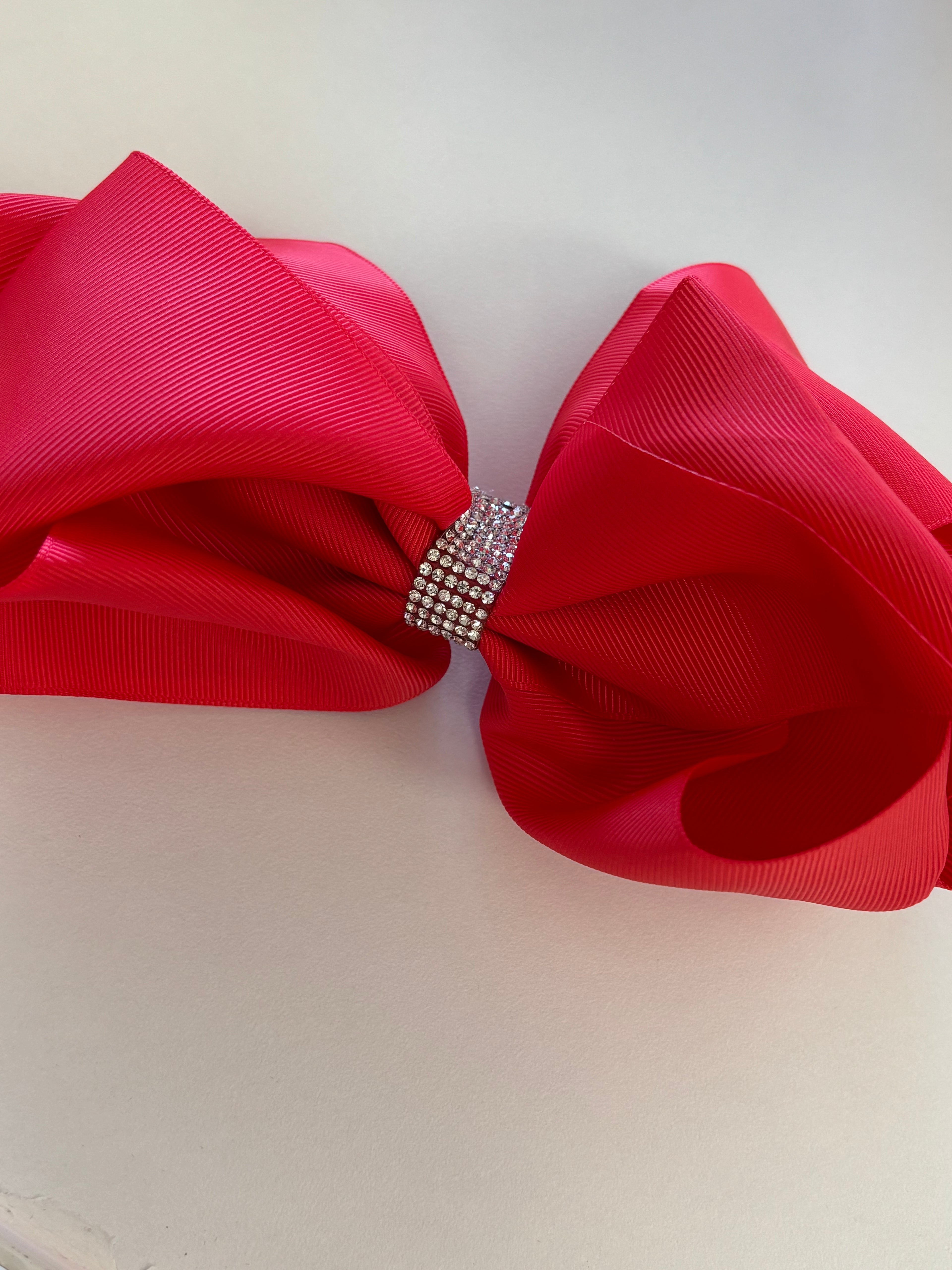 Red hair bow