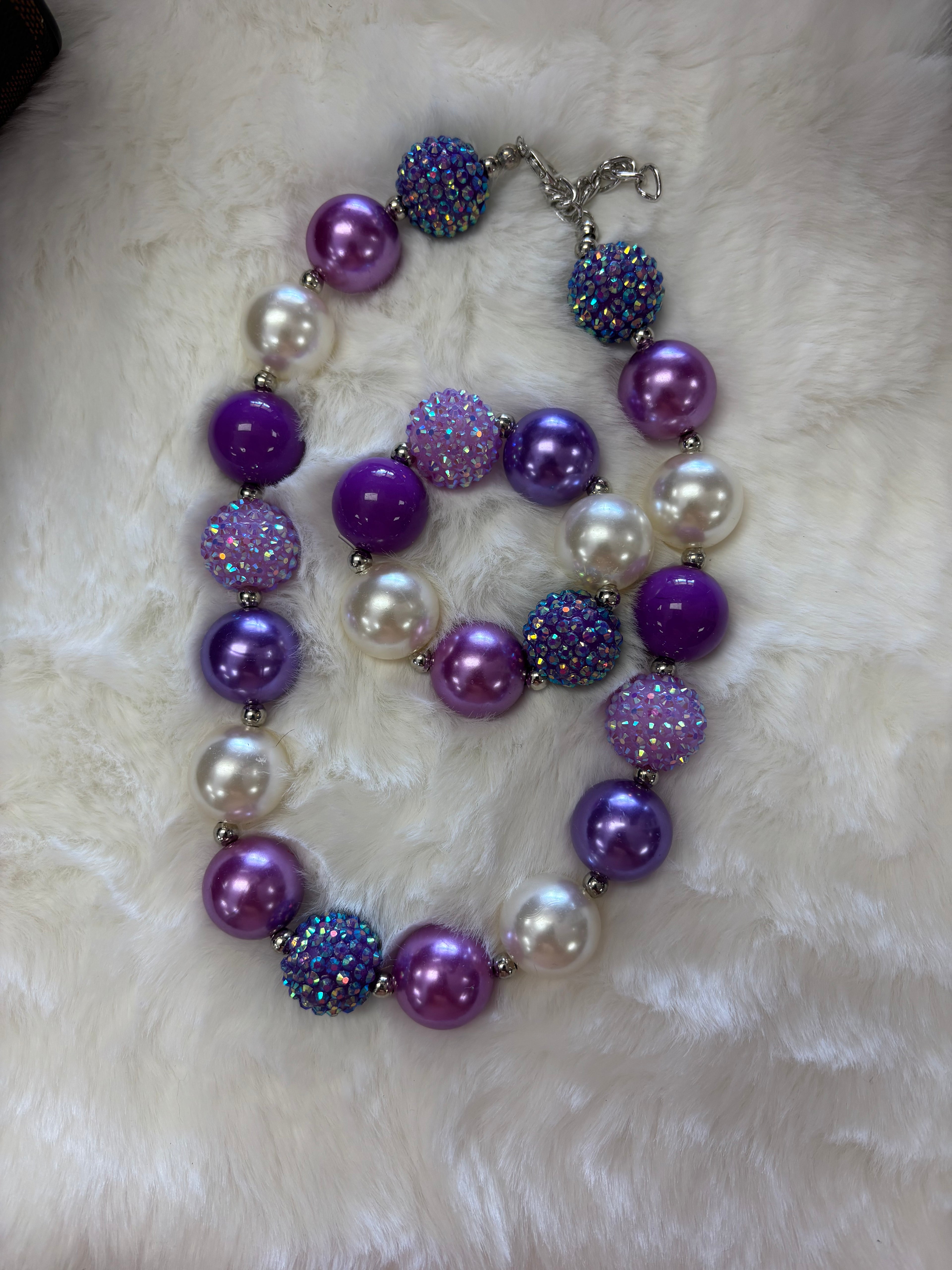 Purple necklace & bracelet